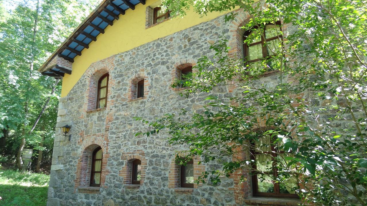 Hotel Trapa Soto De Cangas Exterior photo